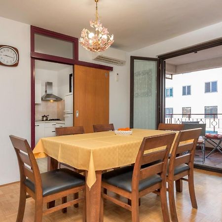 Sisplac Apartment Pula Luaran gambar